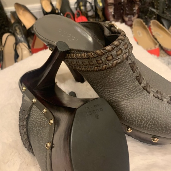Gucci Grey Leather Studded Platform High Heel Clog - Picture 6 of 7